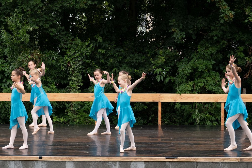 Show 03 204.jpg